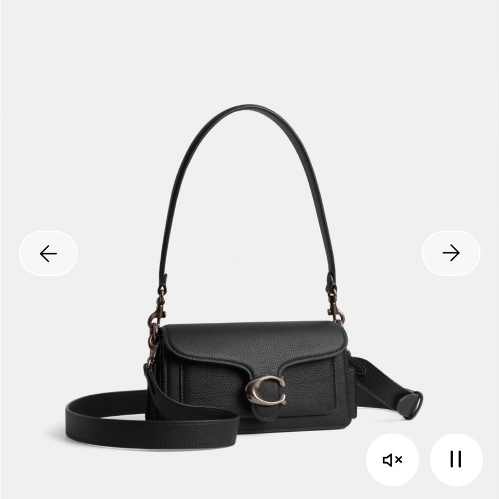 Coach Tabby 20 in Black Pebbled leather